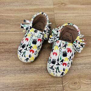 Monkey Feet White Leather Hocus Pocus Print Moccasins Toddler Size 3-4 Year
